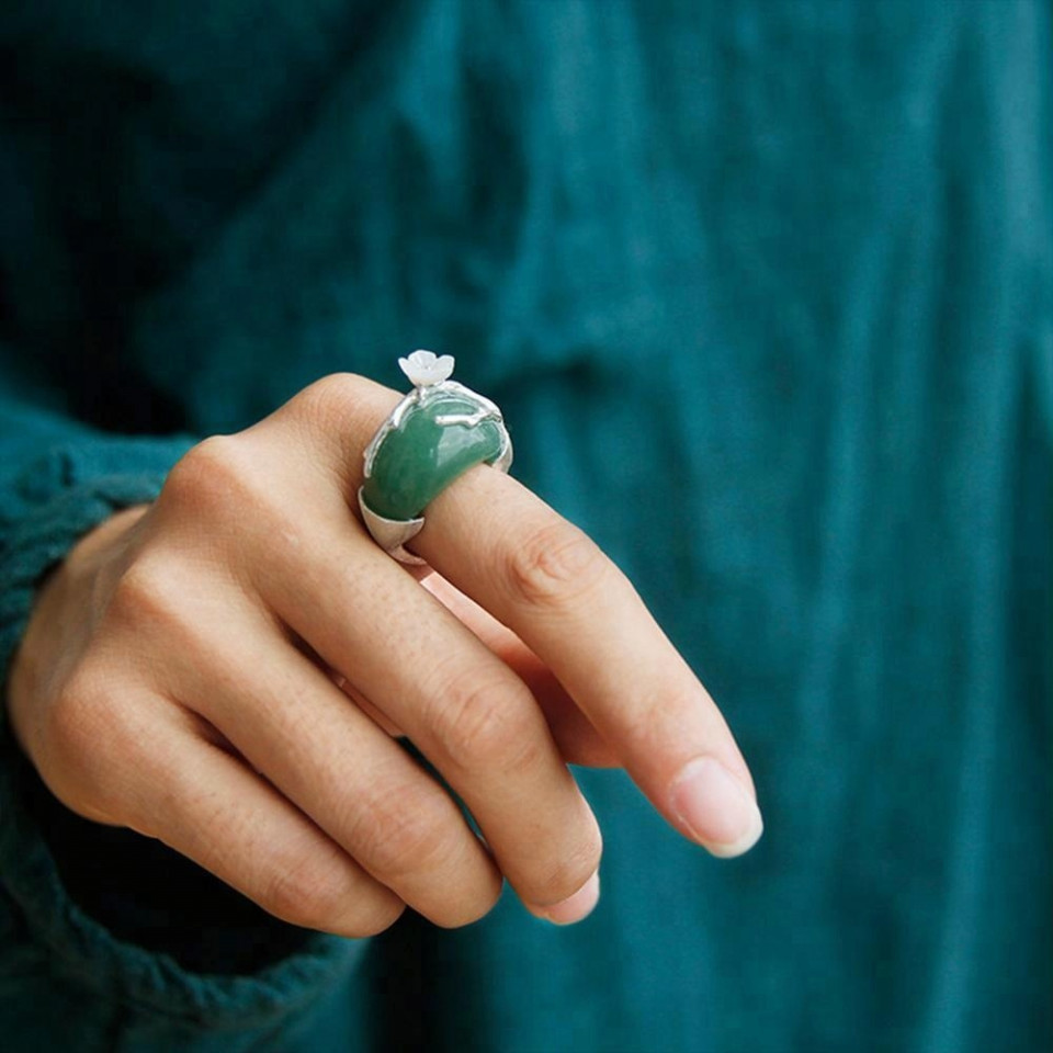 Amazon.com: Unique Labradorite Ring - Intricate Large Rings, Gemstone Rings,  Vintage Rings - Statement Stone Ring - Customizable Fashion Jewelry for  Mom, Sister, Wife - Can Be Personalized : Handmade Products